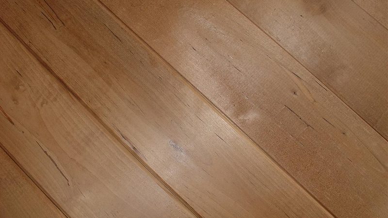 烤漆门褪色，自喷漆修复可行吗？揭秘褪色修复的真相**